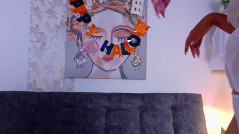 Taty Miller online show from 10/21/25, 03:46