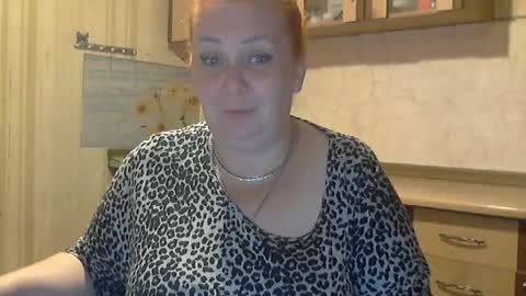 tatyanka_ online show from 10/14/25, 01:17