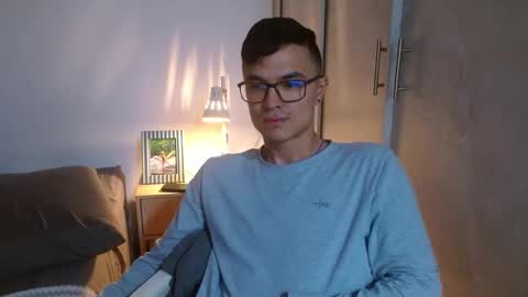 taurus4k online show from 12/08/24, 03:32