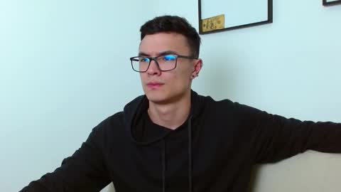 taurus4k online show from 12/17/24, 03:39