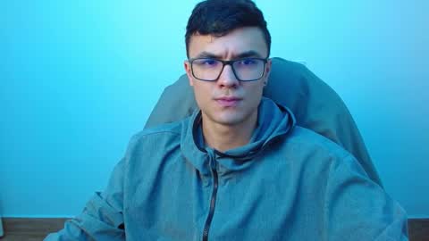 taurus4k online show from 02/11/25, 01:52