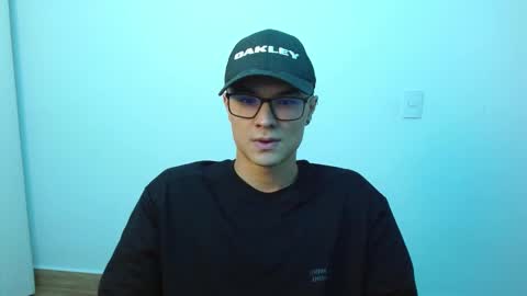 taurus4k online show from 02/17/25, 01:25