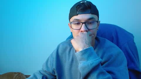 taurus4k online show from 02/19/25, 01:08