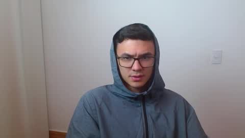 taurus4k online show from 03/01/25, 03:21