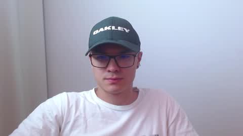 taurus4k online show from 03/05/25, 03:29