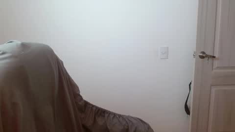 taurus4k online show from 03/05/25, 07:06