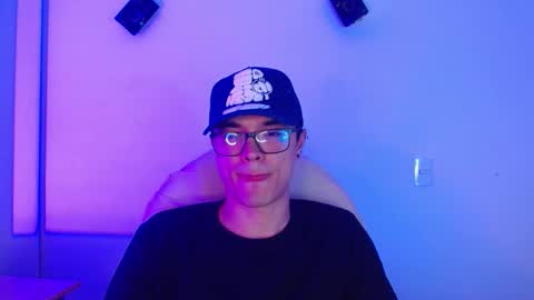 taurus4k online show from 10/10/25, 07:29