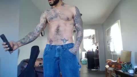 Snapshot of taurusbaeforever chatting on 10/21/25, 03:13 taurusbaeforever online show from 10/21/25, 03:13