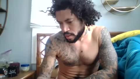 Snapshot of taurusbaeforever chatting on 01/11/26, 05:07 taurusbaeforever online show from 01/11/26, 05:07