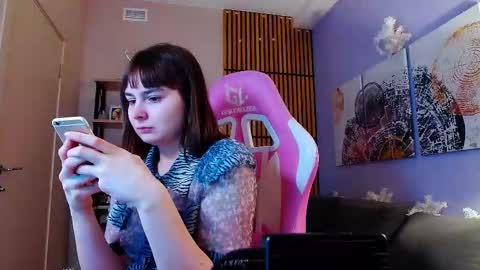 Taya online show from 01/12/26, 10:42