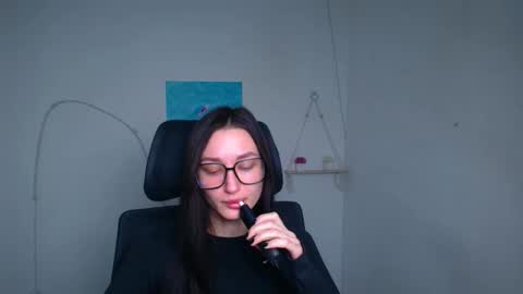 Taya online show from 02/03/26, 06:40