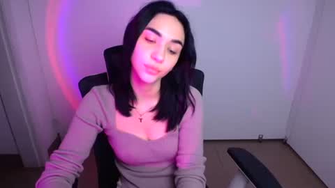 Snapshot of tayla_candy chatting on 10/11/25, 05:50 Tayla online show from 10/11/25, 05:50