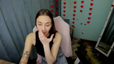 Tayla online show from 04/15/26, 07:59