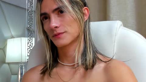 tayler_swift1 online show from 01/23/25, 10:01