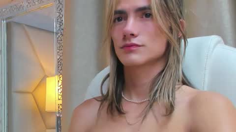 tayler_swift1 online show from 03/02/25, 03:59