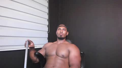 Snapshot of tayler_waka chatting on 01/24/25, 03:54 Tyler online show from 01/24/25, 03:54