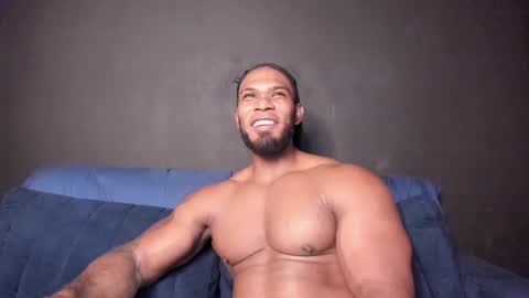 Snapshot of tayler_waka chatting on 10/12/25, 11:37 Tyler online show from 10/12/25, 11:37