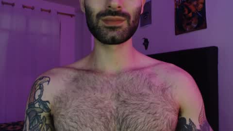 Snapshot of taylor__06 chatting on 12/28/24, 06:40 Taylor online show from 12/28/24, 06:40