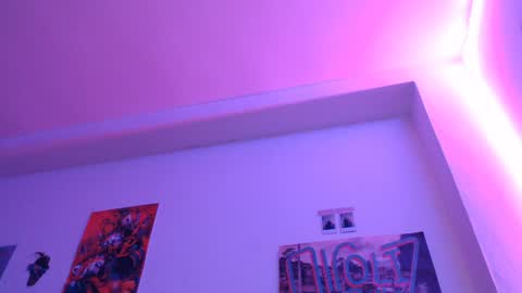 Snapshot of taylor__06 chatting on 02/05/25, 06:13 Taylor online show from 02/05/25, 06:13