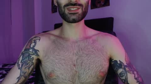 Snapshot of taylor__06 chatting on 03/02/25, 01:04 Taylor online show from 03/02/25, 01:04