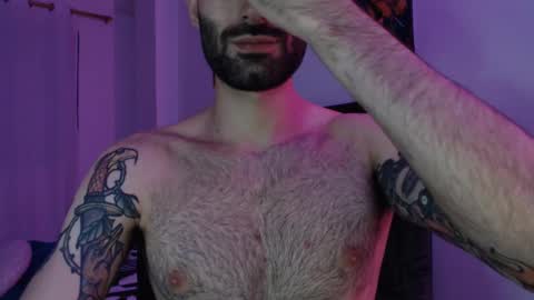 Snapshot of taylor__06 chatting on 03/03/25, 09:00 Taylor online show from 03/03/25, 09:00