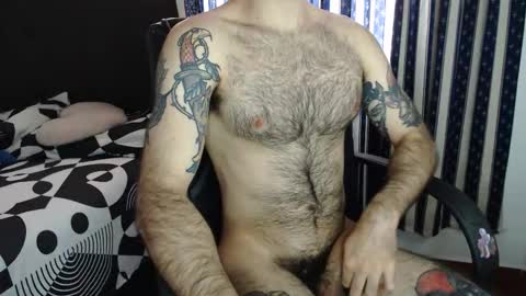 Snapshot of taylor__06 chatting on 09/10/25, 02:06 Taylor online show from 09/10/25, 02:06