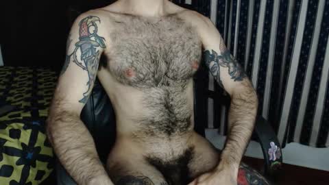 Snapshot of taylor__06 chatting on 10/15/25, 08:14 Taylor online show from 10/15/25, 08:14