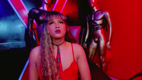 Snapshot of taylor__smith_ chatting on 04/07/26, 11:43 taylor__smith_ online show from 04/07/26, 11:43