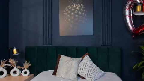 Taylor Bennet online show from 03/02/25, 06:30