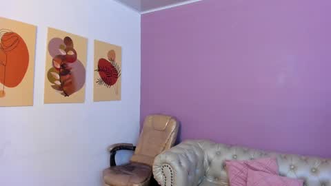 Taylor Bennet online show from 09/19/25, 12:06