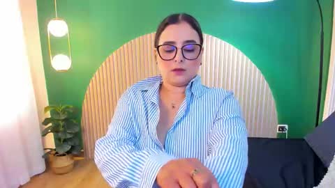 Taylor Bennet online show from 03/26/26, 11:49