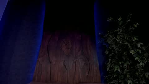 Taylor  Help me to get 100 thumbs up online show from 12/07/24, 02:24