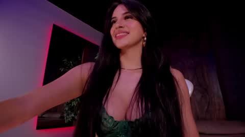 Taylor  Help me to get 100 thumbs up online show from 02/15/25, 07:06