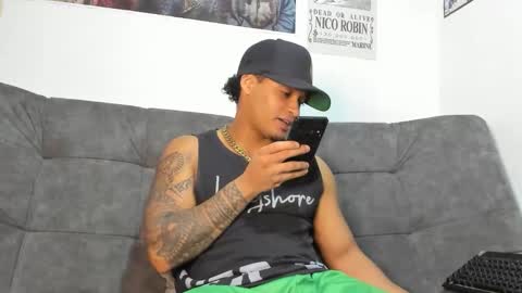 Taylor Mccarthy online show from 10/22/25, 12:44