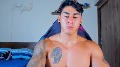 taylor_mclane1 online show from 04/07/26, 02:50