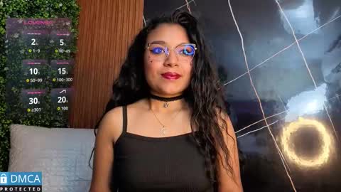 Tay online show from 10/08/25, 03:37