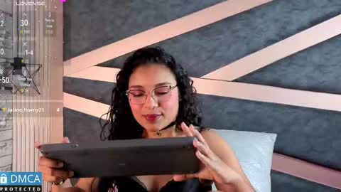 Tay online show from 10/21/25, 03:07