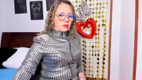 taylorhot72_ online show from 07/18/26, 03:00