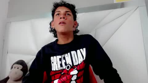 TAYLOR online show from 04/14/26, 01:55