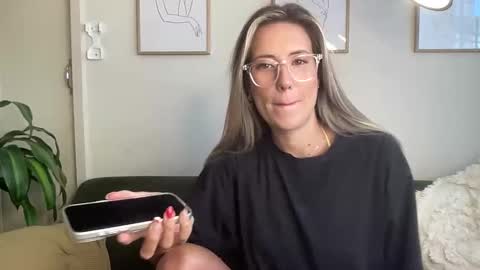 Taylor online show from 03/13/26, 10:38