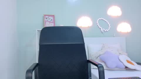 TAYLOR  online show from 10/29/25, 11:45