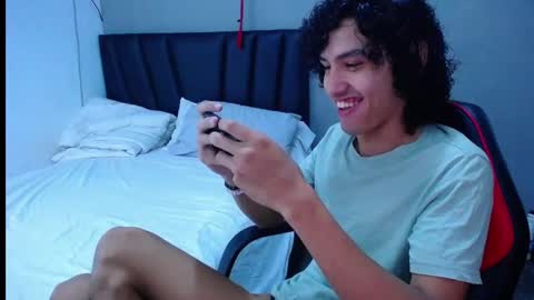 Tayron online show from 11/17/25, 07:30