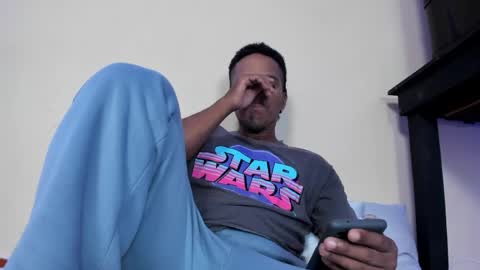 Snapshot of taysonysasha chatting on 04/26/26, 10:29 ask for cum online show from 04/26/26, 10:29