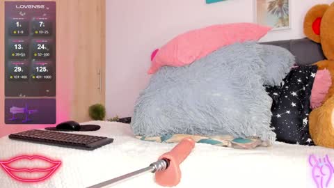 Snapshot of tayssa_maravilh chatting on 02/05/25, 03:02 TAYSSA ONLINE FROM 0630 PM - 1130 PM COLOMBIAN HOUR online show from 02/05/25, 03:02