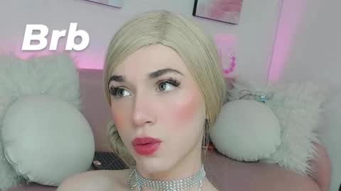 Snapshot of tayzon_foxxx chatting on 02/20/25, 03:52 Sofia online show from 02/20/25, 03:52