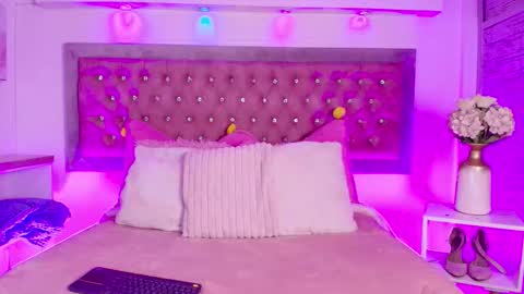 Sofia online show from 02/24/26, 12:58