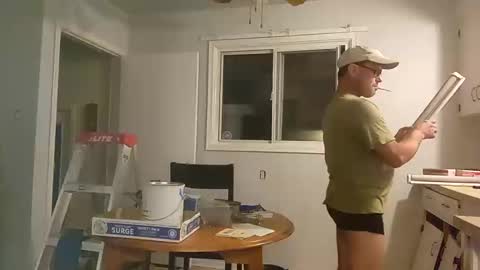 Snapshot of tbone4u79 chatting on 10/11/25, 04:01 AsskAnthony online show from 10/11/25, 04:01