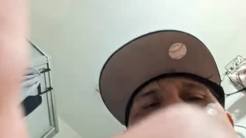 Luis online show from 07/28/26, 05:03