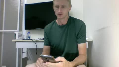 tcute0 online show from 10/12/25, 09:47