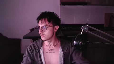 Teo independent model online show from 01/06/26, 03:32